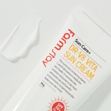 Солнцезащитный крем с витаминами FarmStay DR.V8 Vita Sun Cream SPF50 PA+++