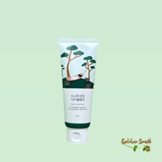 Пенка для проблемной кожи с экстрактом сосны и центеллы Round Lab Pine Calming Cica Cleanser 150 мл