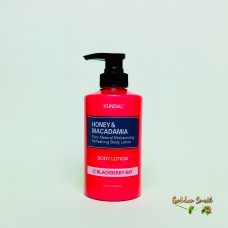 Лосьон для тела с ароматом ежевики Kundal Honey & Macadamia Pure Body Lotion Blackberry Bay 500 мл